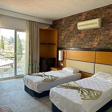 Hotel Ramona Kale 3*