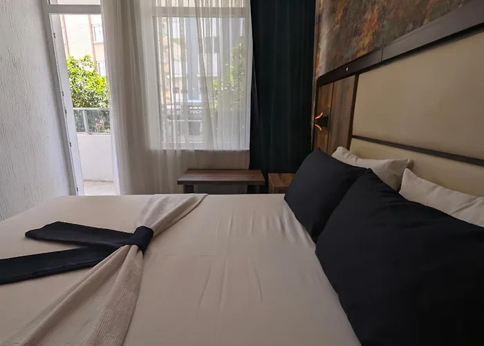 Ramona Kale Hotel